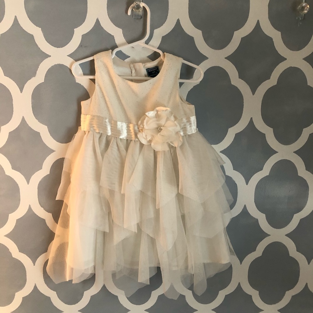 Ivory special occasion dress 👗